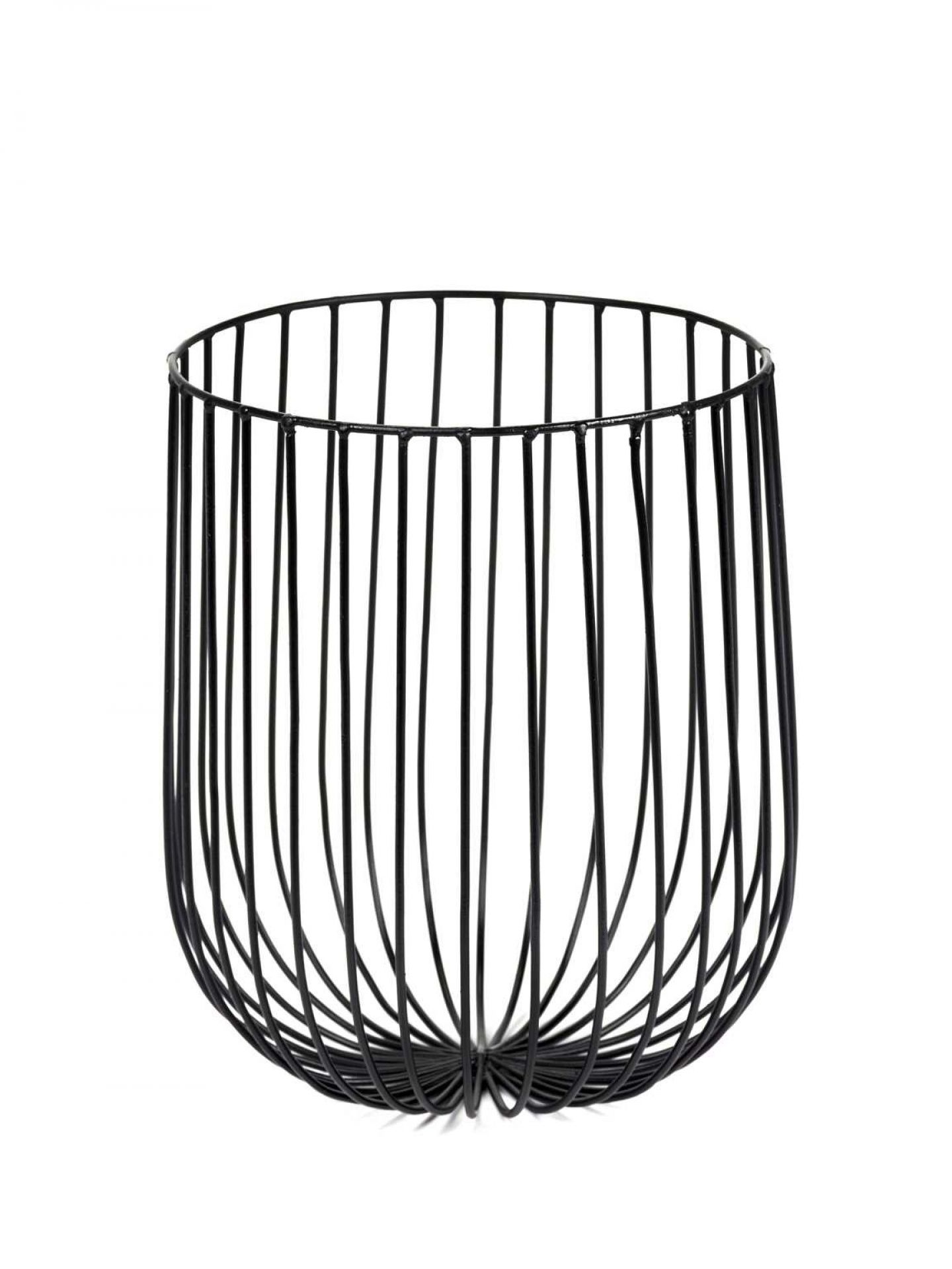 Schwarzer Catu Korb von Serax, Drahtkorb für Obst, Gemüse oder Dekoration, modernes Design.